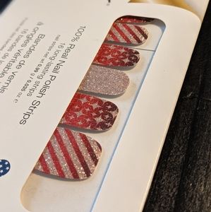 Wrap It Up Color Street Nail Set